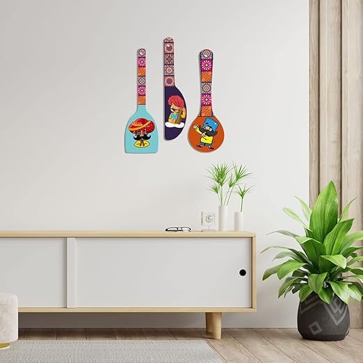 VIBHSA Wooden Wall Hanger for Home