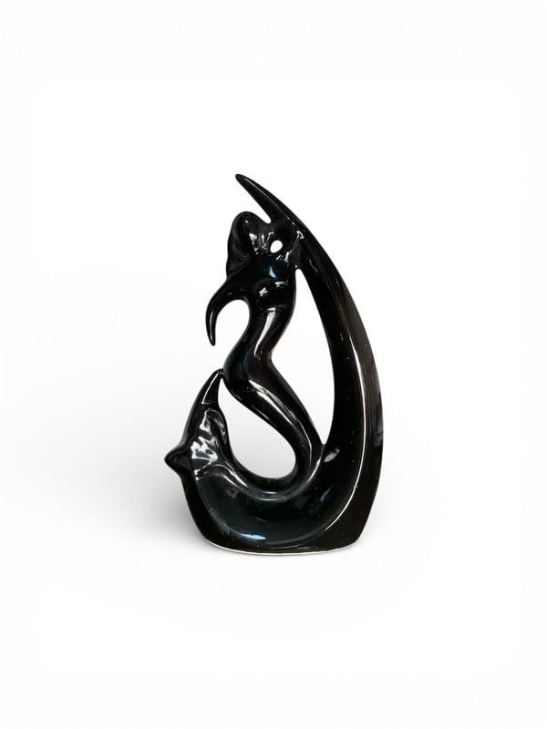 VIBHSA Modern Abstract Romantic Couple Sculpture Elegant Love Showpiece for Home Decor