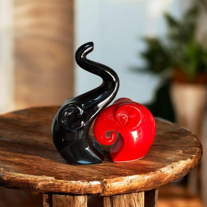 VIBHSA Modern Black & White Elephant Couple Showpiece ? Abstract Love Elephant Statue Set for Home Decor