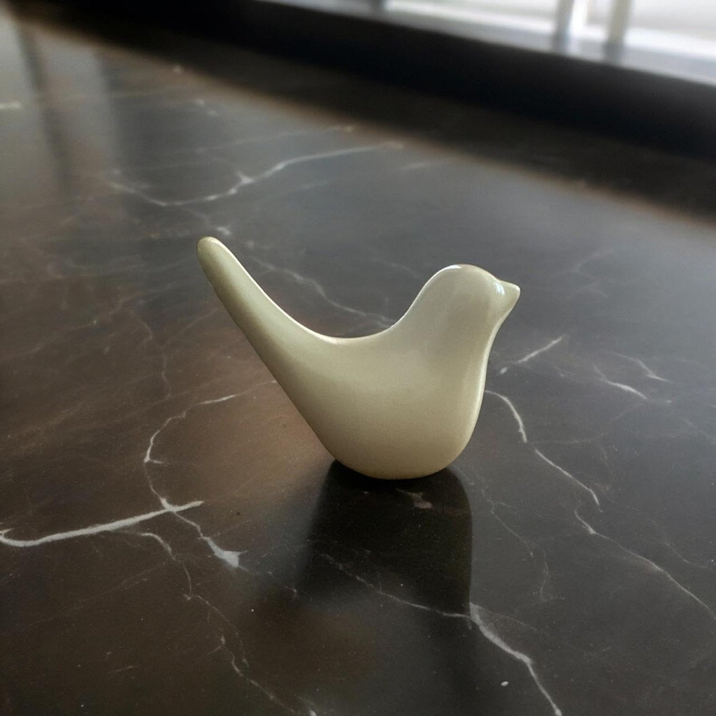 VIBHSA Ceramic Birds Showpiece for Modern Home Decor Shelves, Small Birds Statues for Living Room