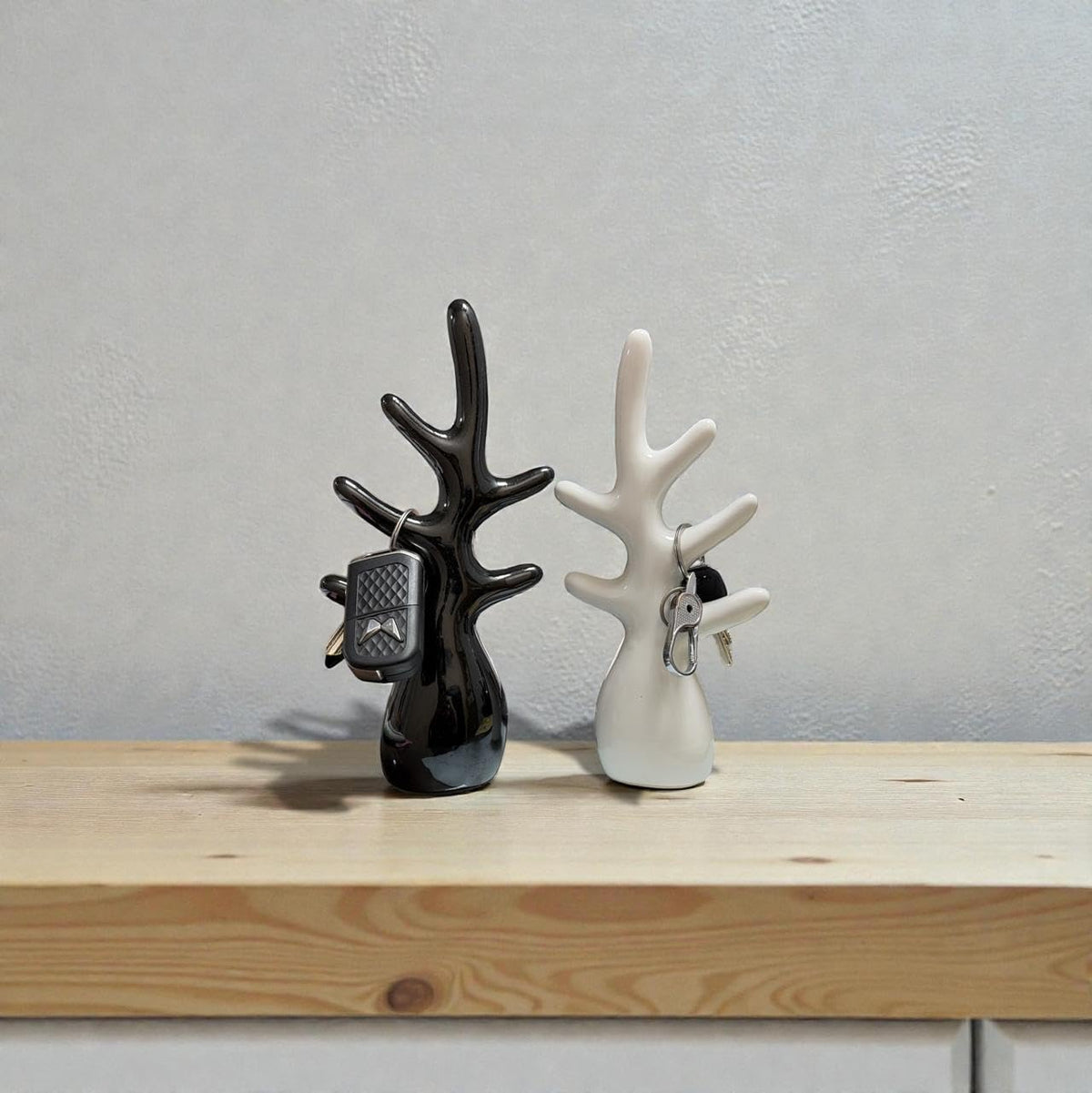 VIBHSA Abstract Ceramic Tree Branch Showpiece/Sculpture for Home Table Décor – White and Black