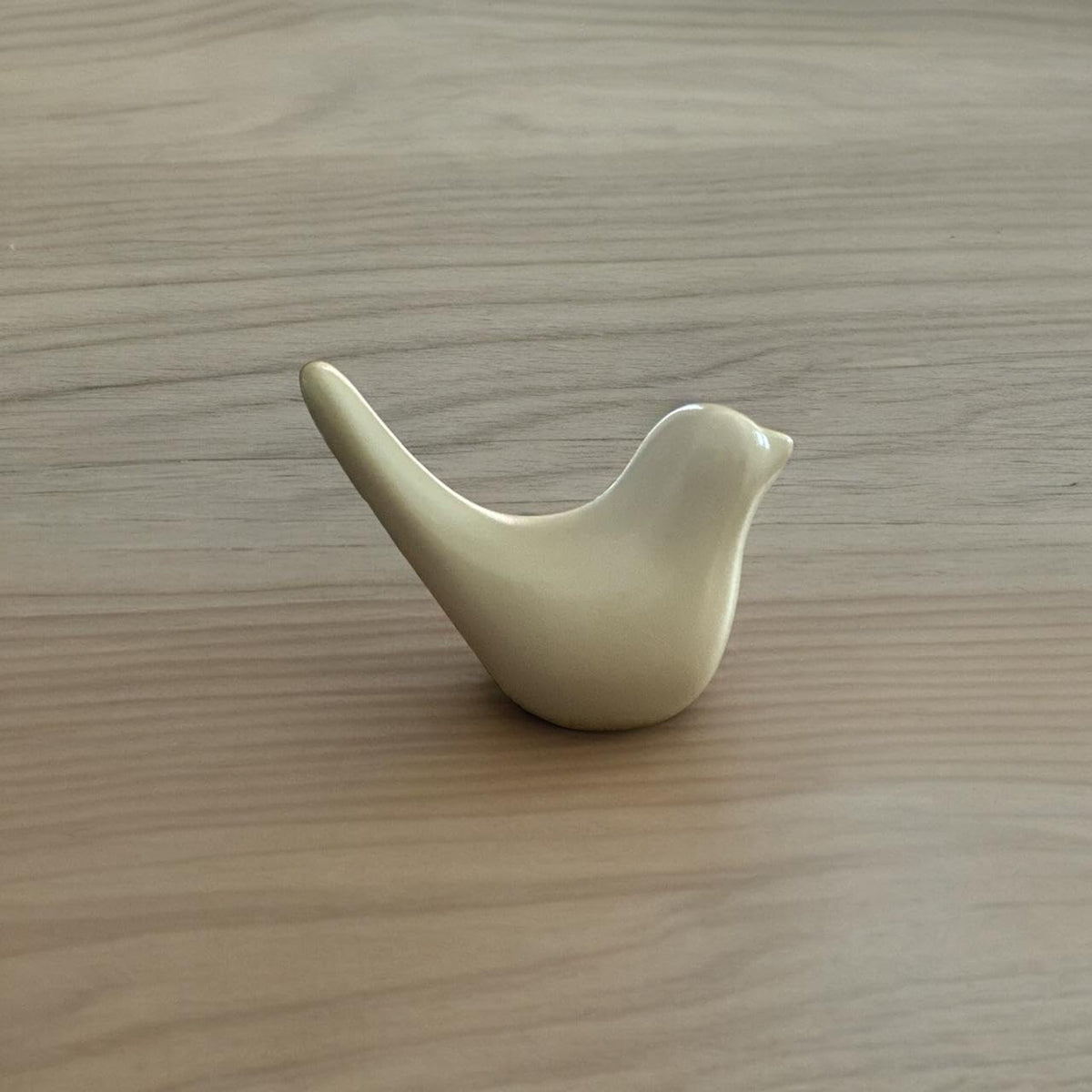 VIBHSA Ceramic Birds Showpiece for Modern Home Decor Shelves, Small Birds Statues for Living Room