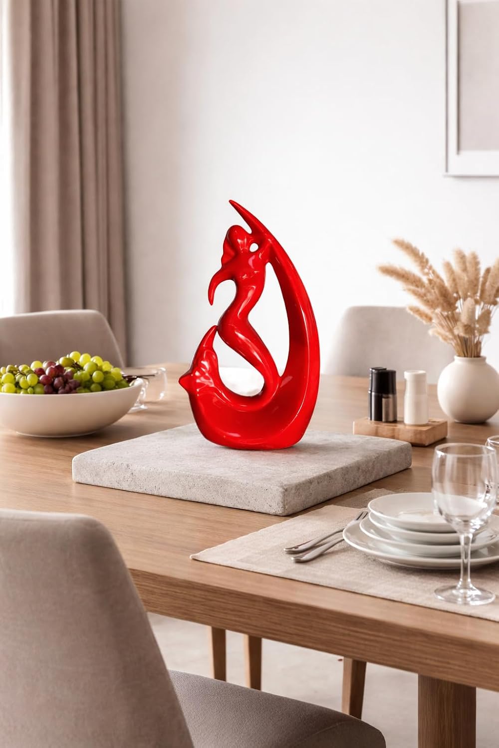 VIBHSA Modern Abstract Romantic Couple Sculpture Elegant Love Showpiece for Home Decor