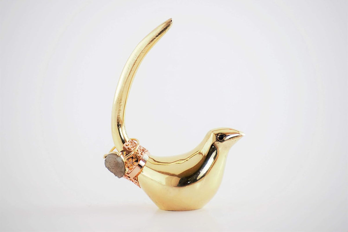 VIBHSA Handcrafted Bird Ring Holder Wedding Engagement Ring Holders for Jewelry (Golden)