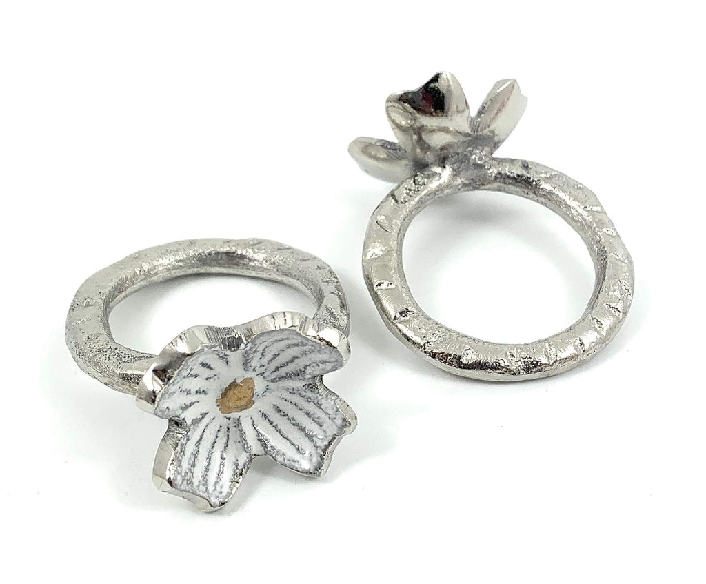 VIBHSA Handcrafted Flower Napkin Rings Set of 4. White Rustic Napkin Rings (2.0" Ring, 1.5" Flower)
