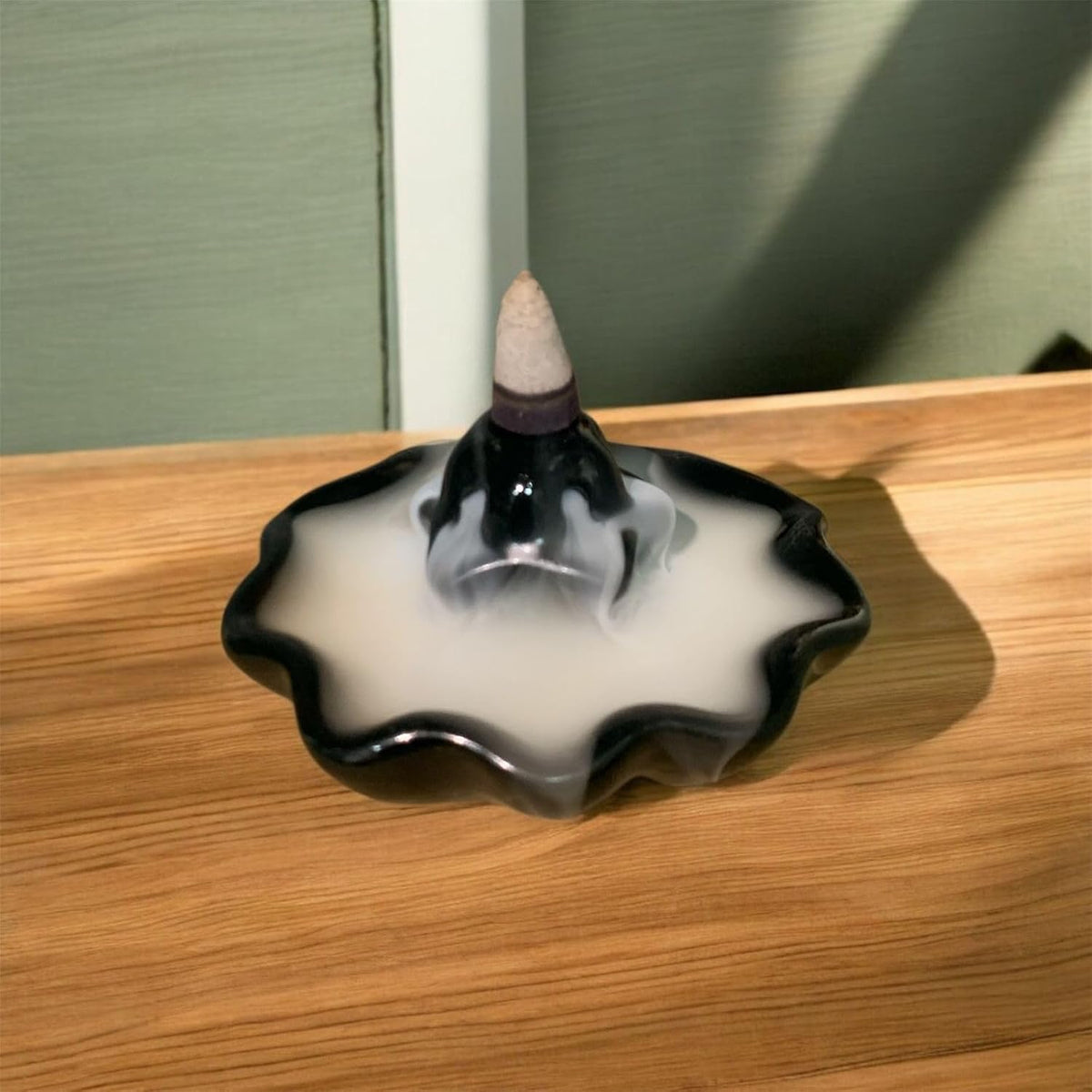 VIBHSA Ceramic Backflow Incense Burner with 4 Cones