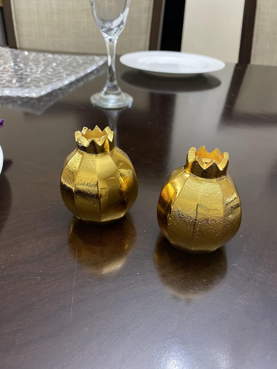 VIBHSA Salt and Pepper Shakers Set Kitchen Table Decor Accents (Golden Pomegranate)