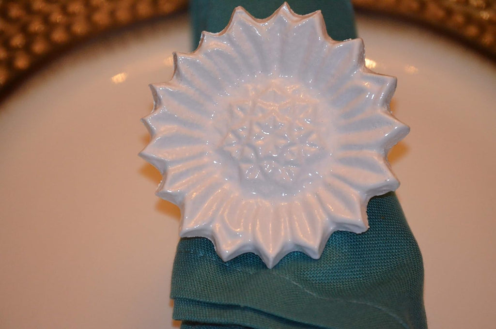 VIBHSA Flower Napkin Rings Set of 4 Handcrafted Décor (White Antique)