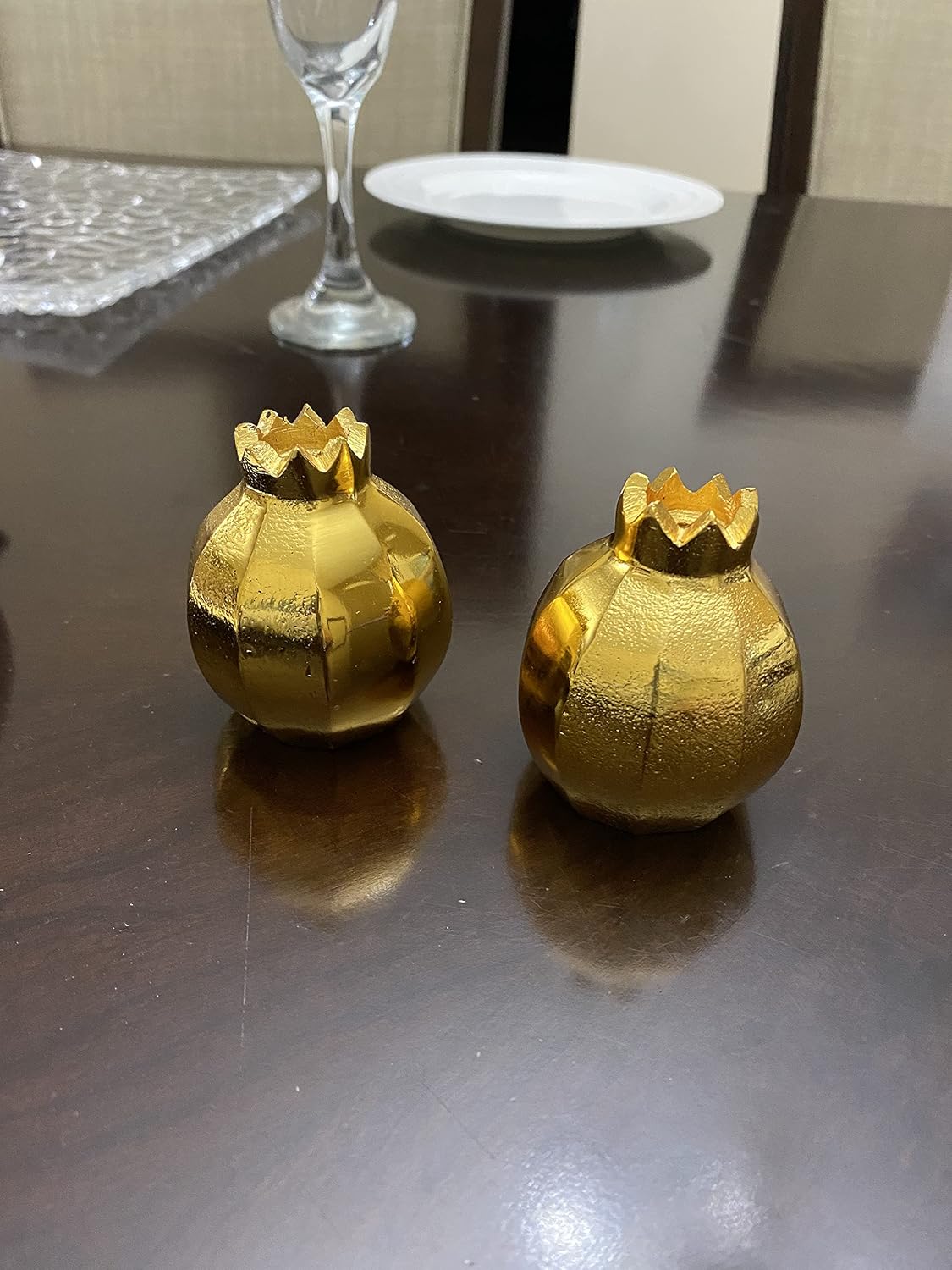 VIBHSA Salt and Pepper Shakers Set Kitchen Table Decor Accents (Golden Pomegranate)