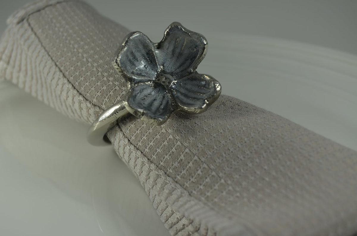 VIBHSA Handcrafted Decorative Flower Napkin Rings Set of 4. Flowers with Silver Antique Finish Decorations